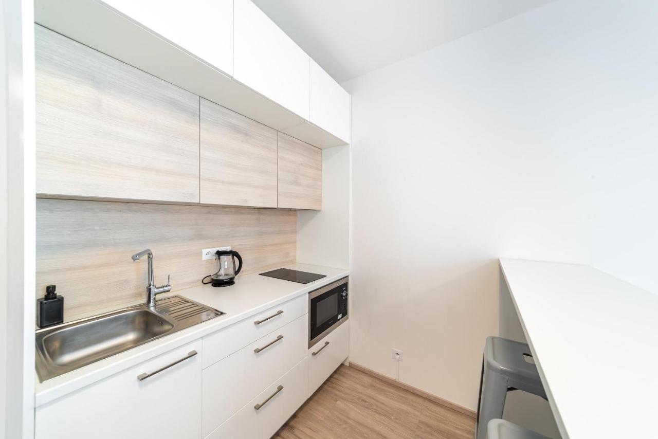Apartments Harfa Πράγα Εξωτερικό φωτογραφία